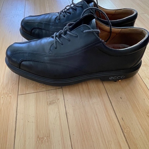ECCO Black Golf Shoes, all leather shoes - Picture 2 of 13